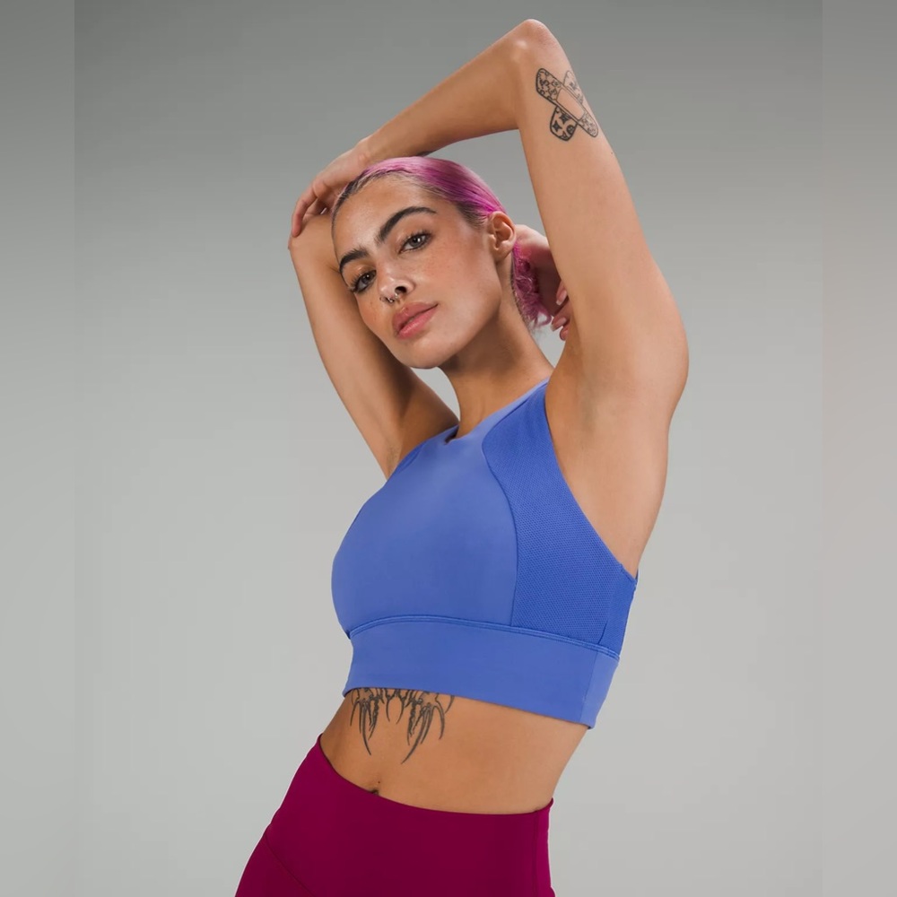 Lululemon High-Neck Sports Bra | Blue | Supportive & Breathable
